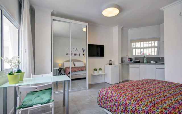 Geula Beach Boutique Apartments