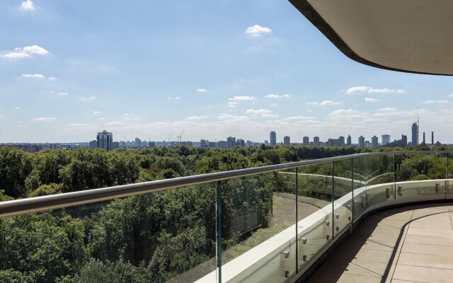 Modern 2 Bedroom Flat With Stunning Views