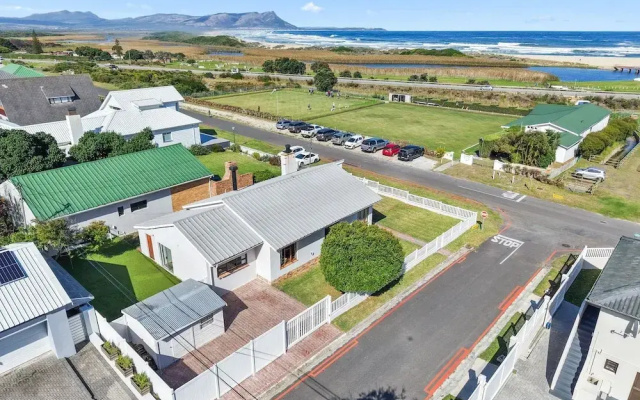 The Kleinmond Cottage