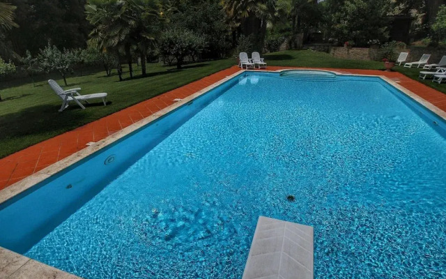 Peaceful Villa Stay in Tuscany