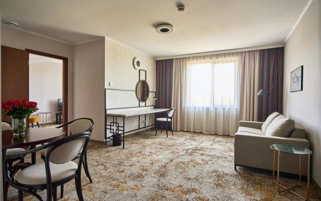 Metropolo by Golden Tulip