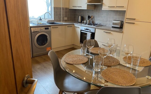 Charming 4-bed Town House in Crookes, Sheffield