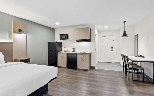 MainStay Suites Columbia Harbison