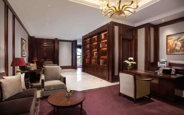 Radisson Blu Forest Manor Shanghai Hongqiao