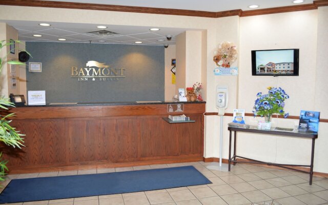 Baymont Inn & Suites Waterford/burlington Wi