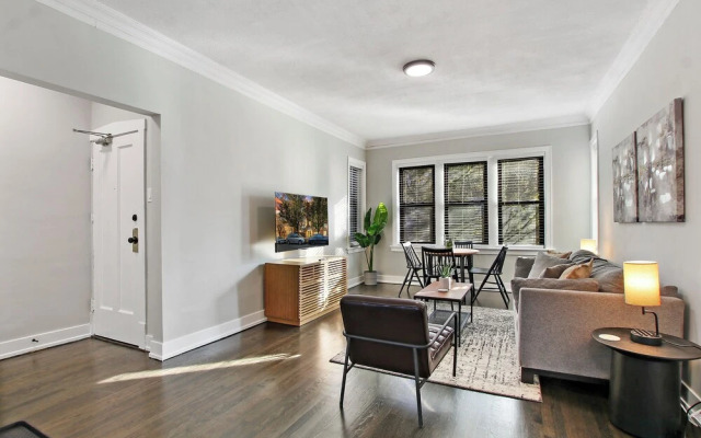 Comfy 2BR - Sunnyside 2F