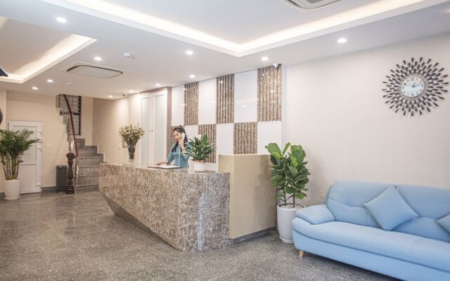 BridgeLakeside Hotel Hanoi