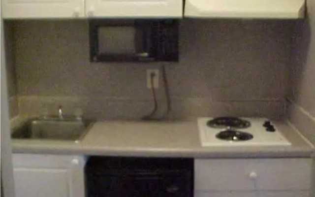 Savannah Suites Greenville