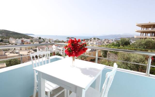Joni Apartments