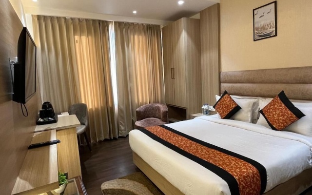 Hotel RRV with Free Parking