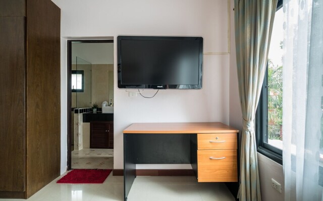 Chalong 99 Residence Villa