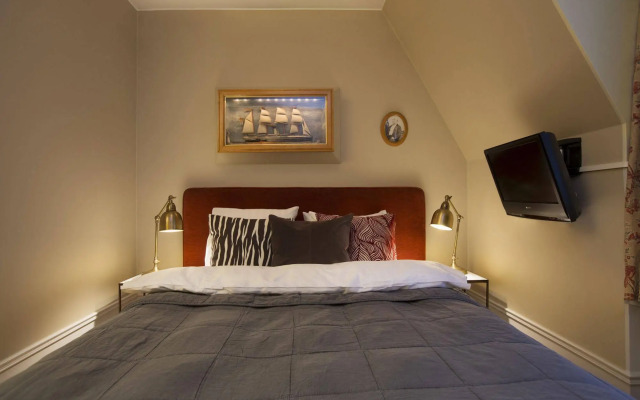 Collectors Victory Apartments