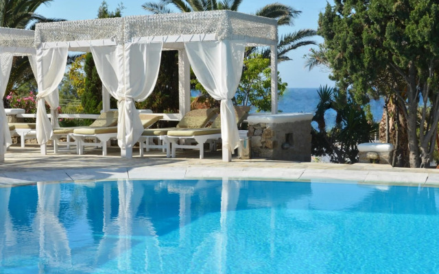 Zephyros Hotel