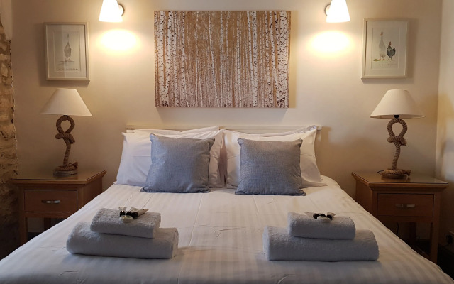 The Kings Arms Hotel