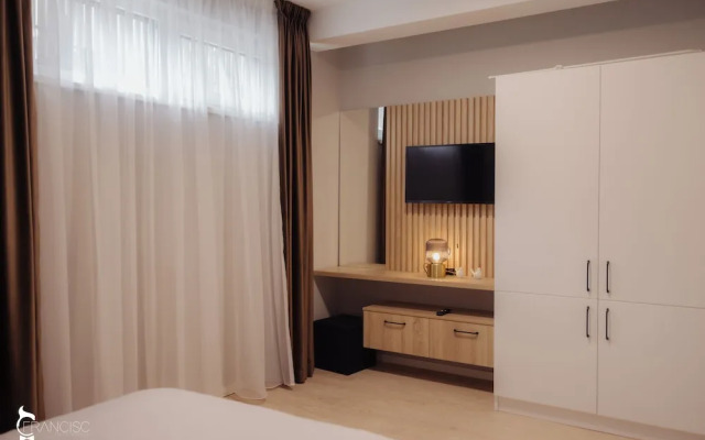 ZEN Garden Apartments