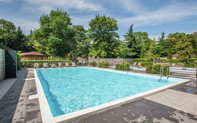 Cozy Bungalow in Harderwijk With a Shared Pool