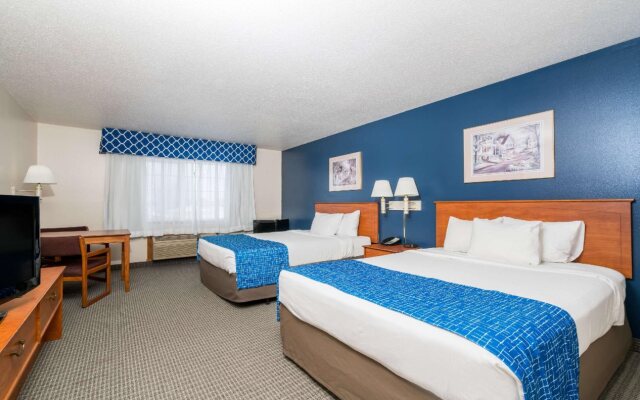 Travelodge & Suites by Wyndham Fargo/Moorhead