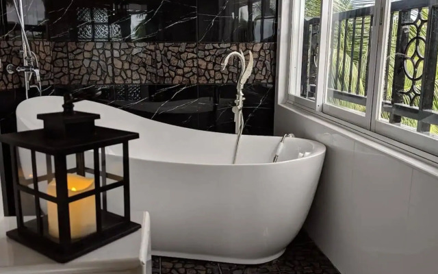 Bohol South Beach Hotel