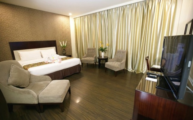 Narita Classic Hotel Tangerang