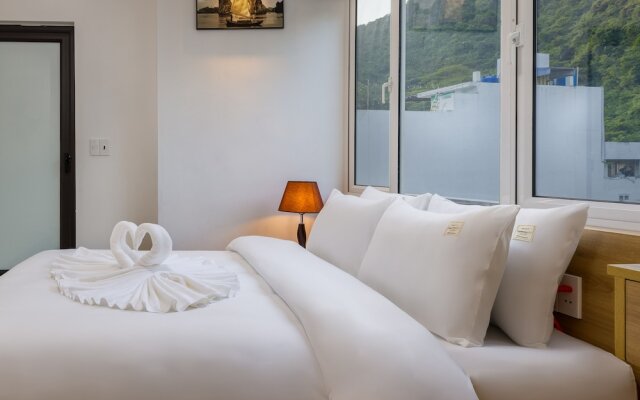 Catba Hong Kong Hotel