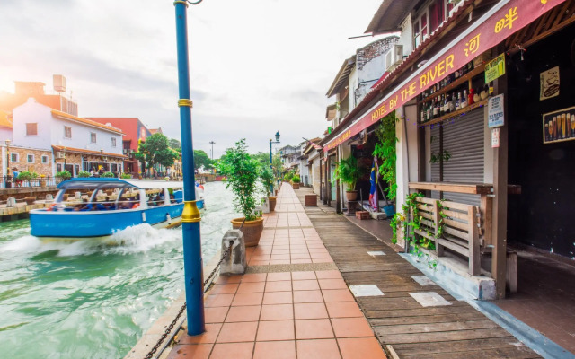 Hotel By The River