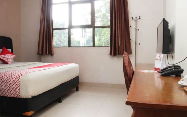 OYO 327 Pondok Agung Rubicon
