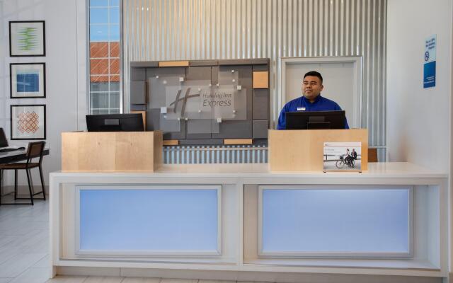 Holiday Inn Express Monterey-Cannery Row by IHG