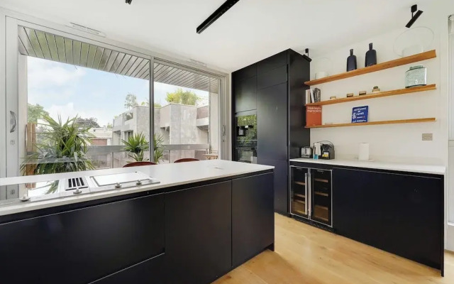 Exclusive Apt w/ Rooftop -2bd/4p Porte D'auteuil