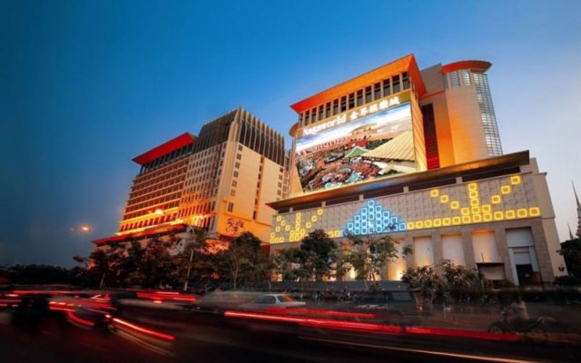 Best Central Point Hotel