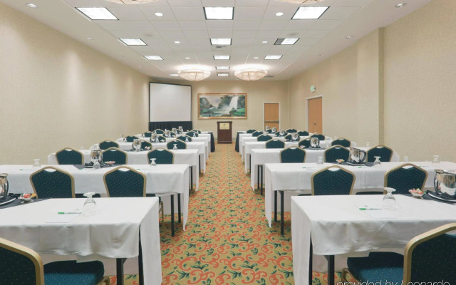 Delta Hotels by Marriott Seattle Everett