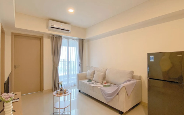 Tidy Warm Toned 2Br Apartment Meikarta