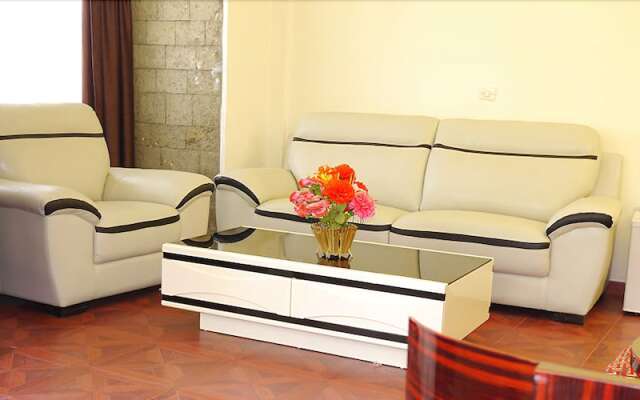Atse Yohannes Hotel