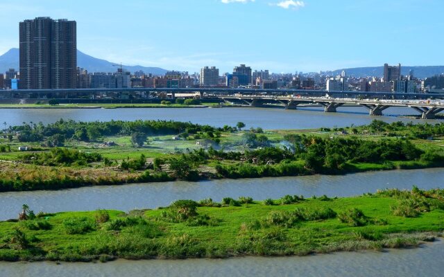 Hotel Riverview Taipei