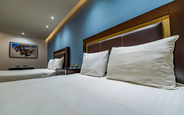 Quinta Dorada Hotel and Suites