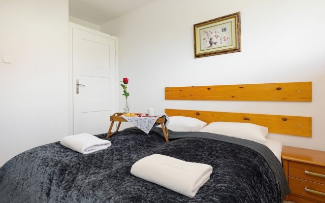 Cherry Garden Apartments by Renters