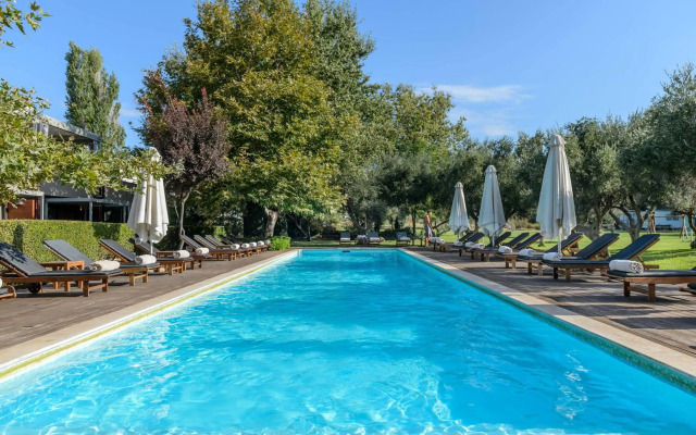 Alexander Beach hotel & Spa