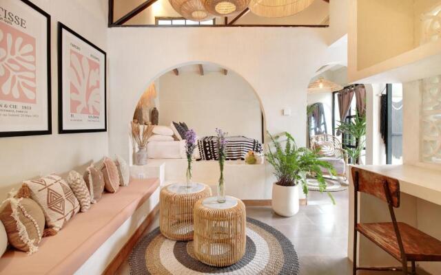 Loft Style Private Bungalow Seminyak 1 bedroom