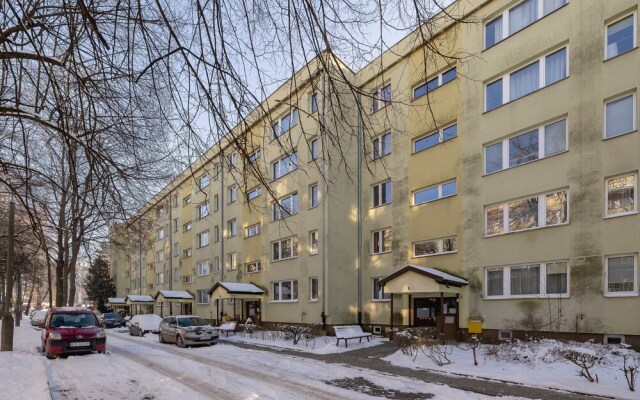 Two-bedroom Strzelców 9 by Renters