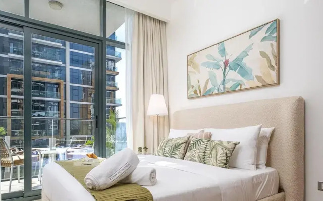 Pool View Studio 10mins From Dubai Mall