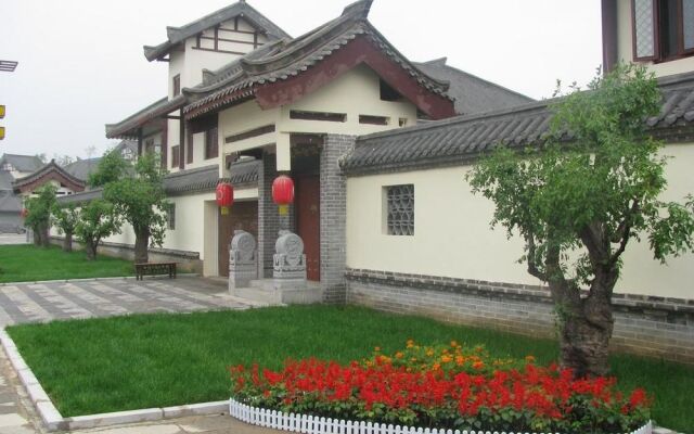 Qinseyuan Inn