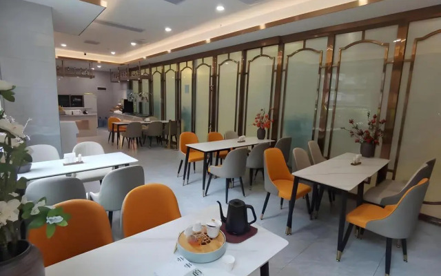 Vienna Hotel Shenzhen Bao'an Chuangye Road