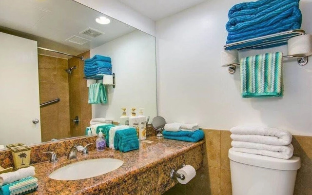 Palms Waikiki 815 - 1 Br Hotel Room