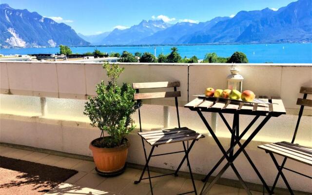 Spacious Apartment with Lake View | 35