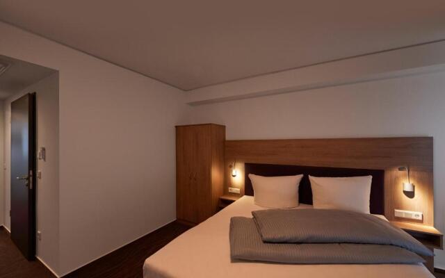 HOTEL NEW IN - Ingolstadt - Gaimersheim