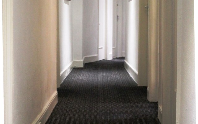 Ashley Hotel