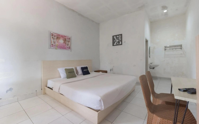 OYO 3040 D'pineapple Villa