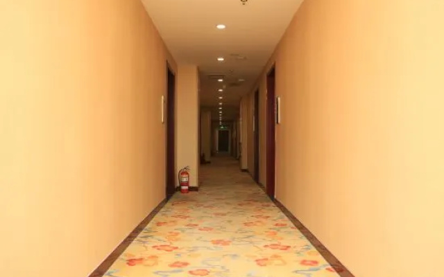 super 8 Hotel (Beijing Dongba Dongwei road horse factory) – Hotel Rooms – Beijing