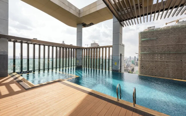 Perfect Studio at The View by Soben Home