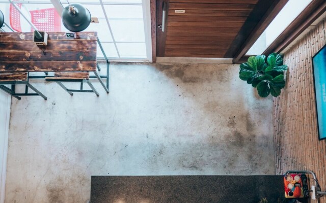 Haus Sathorn 11 Bed & Breakfast