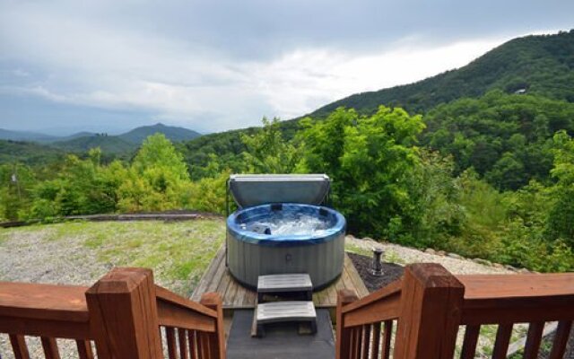 Above the Ridge 3 Br Cabin by RedAwning